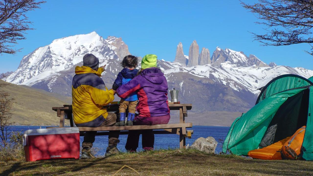 Camping Kau Laguna Azul Torres del Paine National Park Екстериор снимка